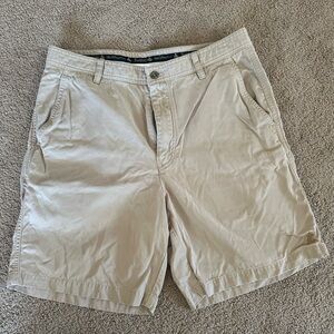 Disney Parks Khaki Chino Shorts Men’s 34